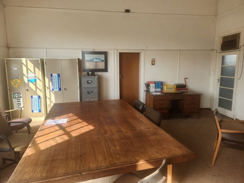 Prime Barberton Property – Business, Retail, or Residential Potential - Photo 9