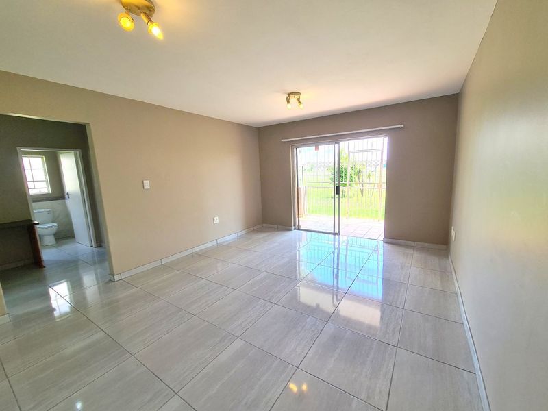 EXCLUSIVE MANDATE Newly Renovated Ground-Floor Apartment in Cashan - Photo 3