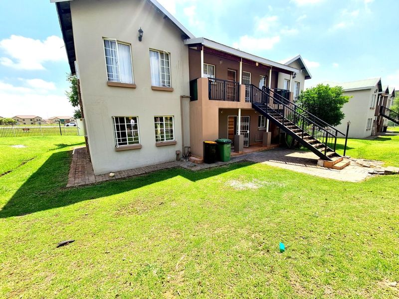 EXCLUSIVE MANDATE Newly Renovated Ground-Floor Apartment in Cashan - Photo 1