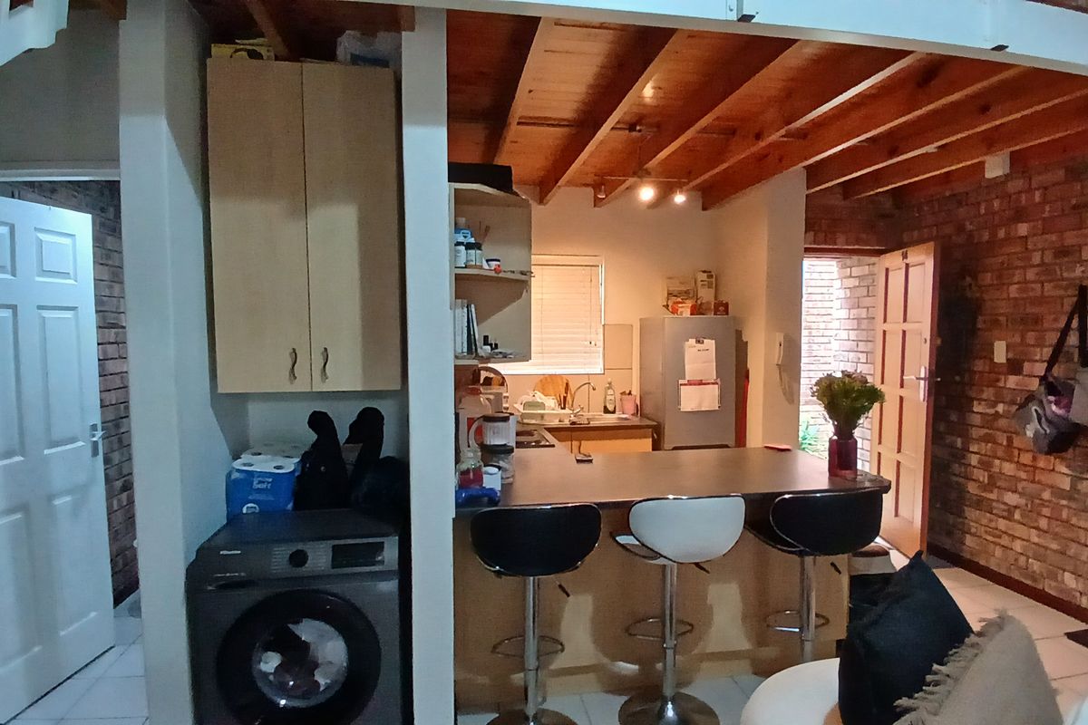 Studio 7 - Loft Apartment - Photo 5