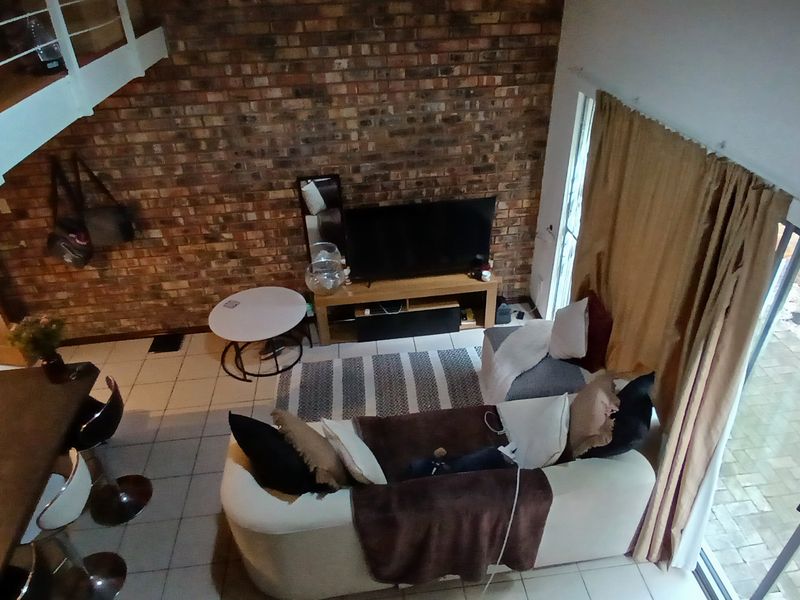 Studio 7 - Loft Apartment - Photo 10