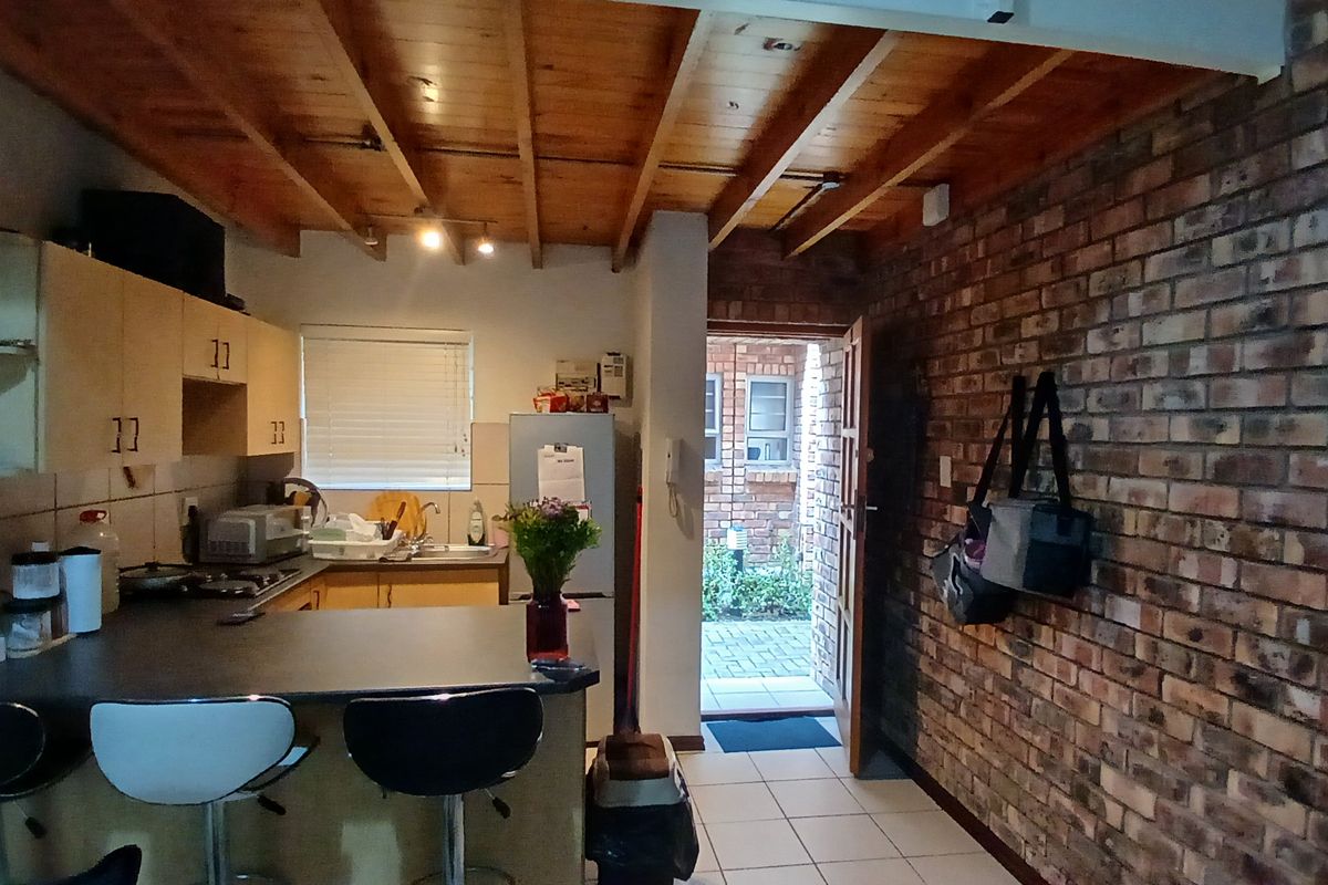Studio 7 - Loft Apartment - Photo 2