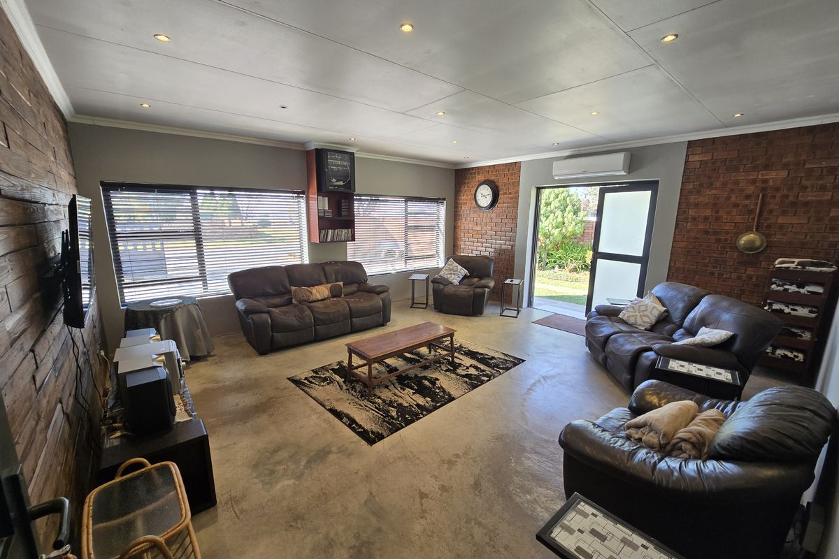 Perfect Family Home Or Convert to Business Premises! - Photo 2