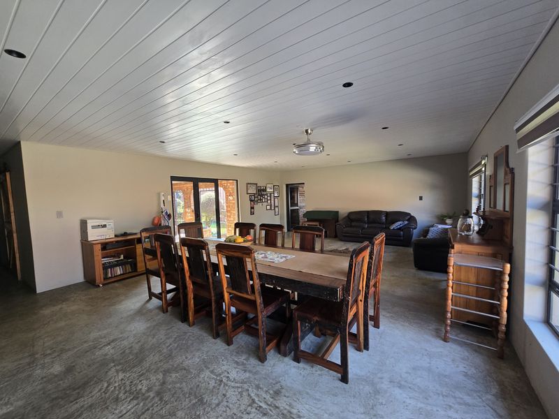 Perfect Family Home Or Convert to Business Premises! - Photo 6