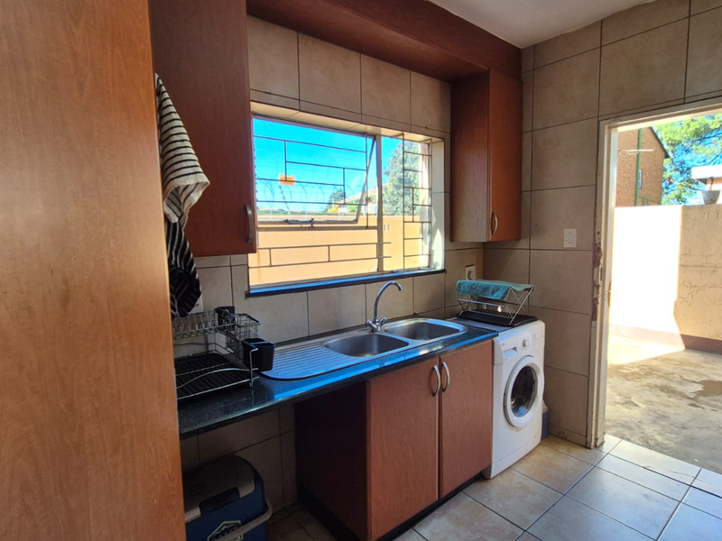 Starting to bid from R499,000! Non-Distressed Live Luxury Auction! - Photo 4
