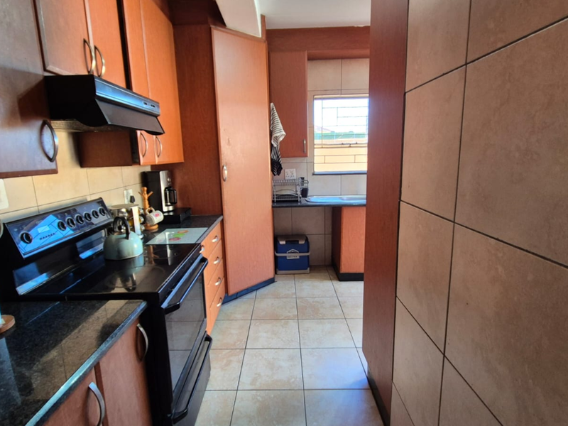 Starting to bid from R499,000! Non-Distressed Live Luxury Auction! - Photo 6
