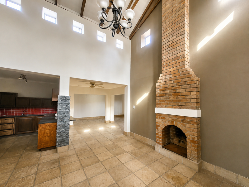 From Fireplace to Poolside – Everything You Need for Relaxed Estate Living - Photo 4