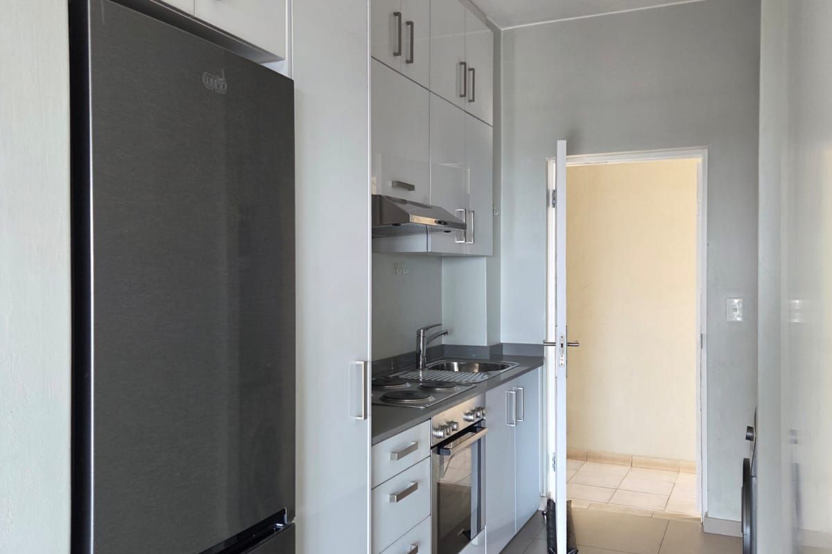 Modern 1 Bed, 1 Bath Unit for Sale in Northriding - Photo 2