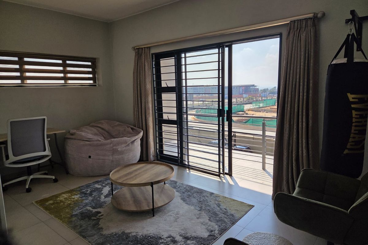 Modern 1 Bed, 1 Bath Unit for Sale in Northriding - Photo 4
