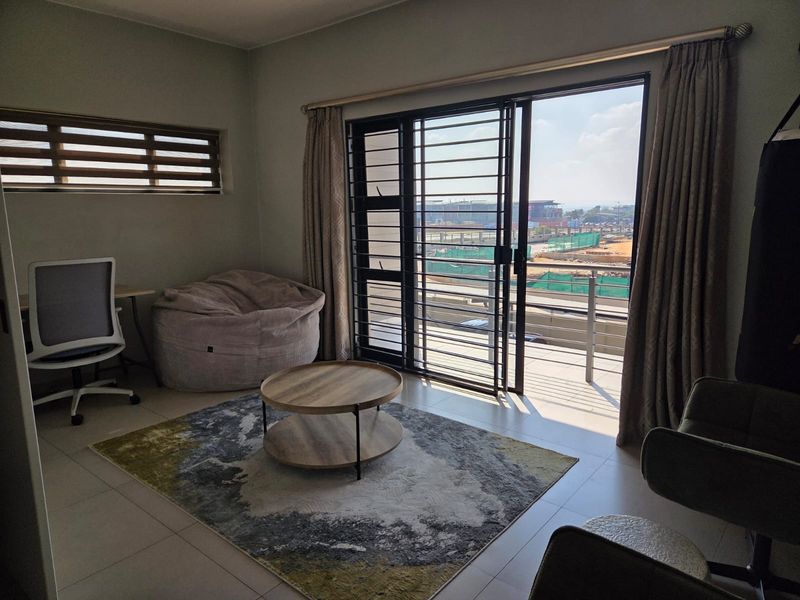 Modern 1 Bed, 1 Bath Unit for Sale in Northriding - Photo 6