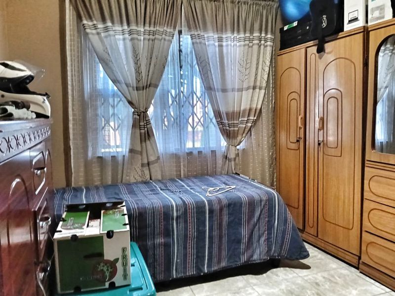 3 bed - Photo 6