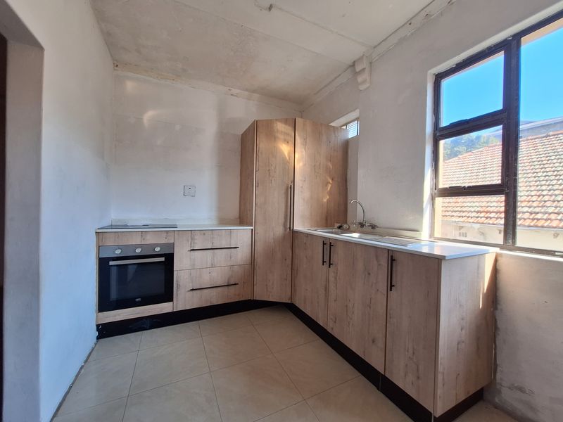 Flat For Sale In Durban - Photo 4