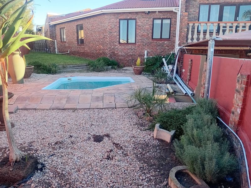 Freehold For Sale In Mossel Bay - Photo 2