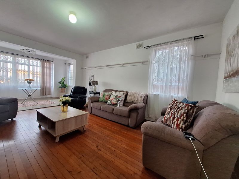 Ground Floor - Photo 2