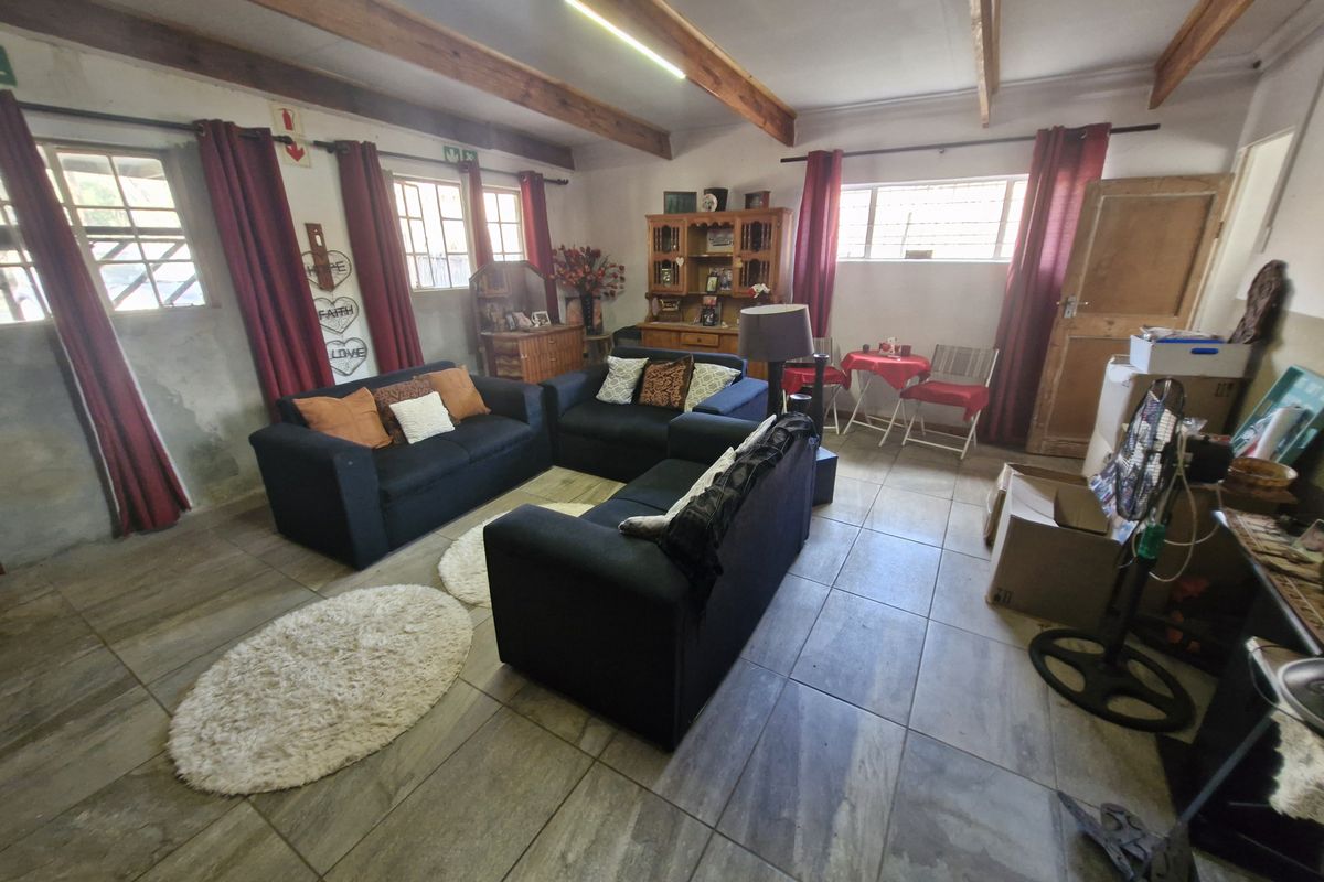 Spacious Family Home with Practical Living Spaces and Endless Potential - Photo 5