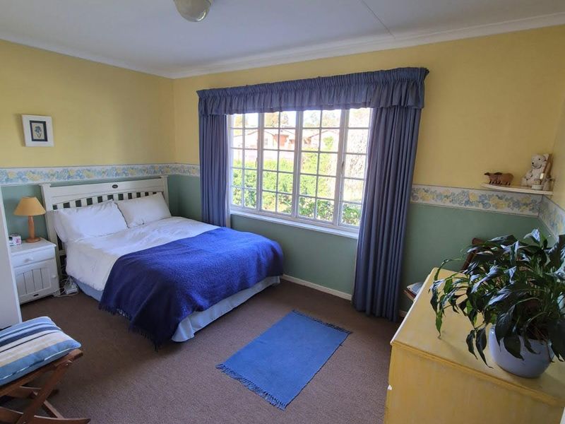 Quaint and  Secure Home in Hilton Garens - Photo 4