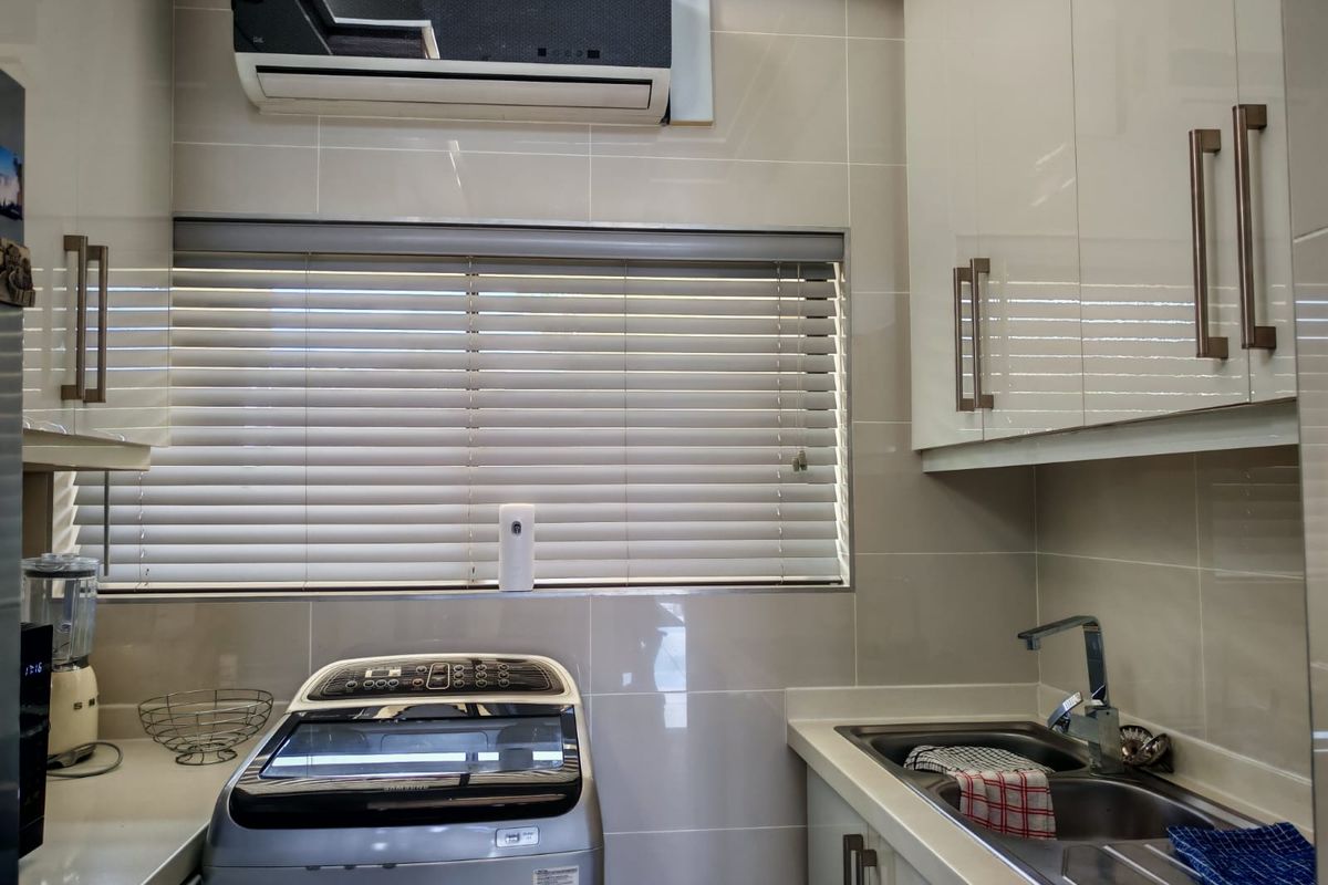 Stylish Modern Ocean View Apartment in Herrwood Park, Umhlanga Rocks - Photo 4