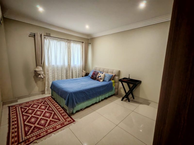 Stylish Modern Ocean View Apartment in Herrwood Park, Umhlanga Rocks - Photo 8
