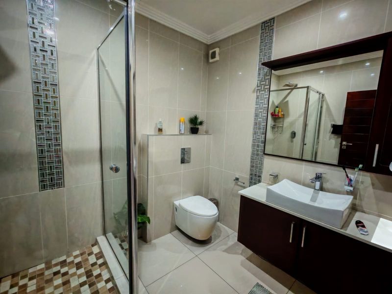 Stylish Modern Ocean View Apartment in Herrwood Park, Umhlanga Rocks - Photo 6