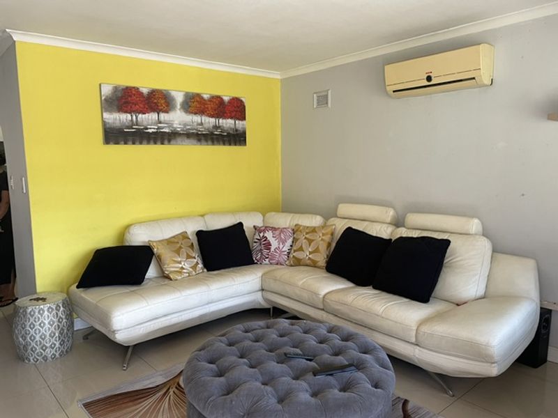 Compact 3 Bedroom Townhouse in herwood - Photo 5