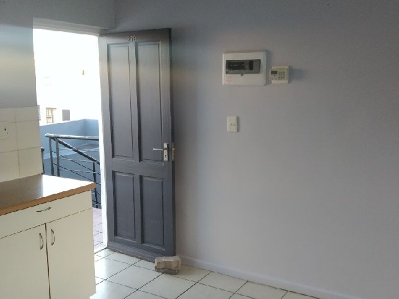Apartment Rental Monthly In Cape Town - Photo 7