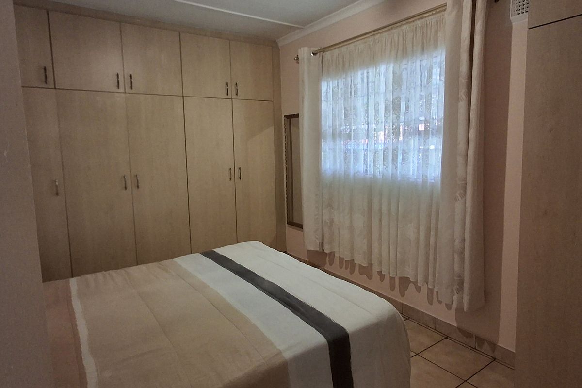 3 Bedroom House for Sale - Photo 5