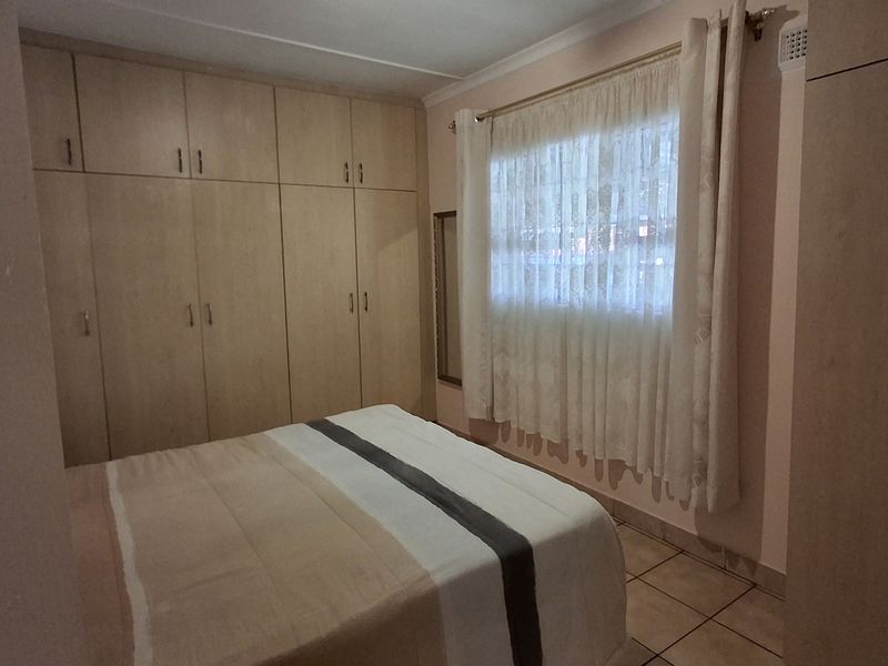 3 Bedroom House for Sale - Photo 5