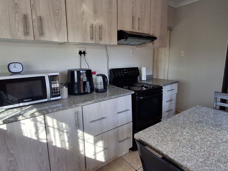 3 Bedroom House for Sale - Photo 10