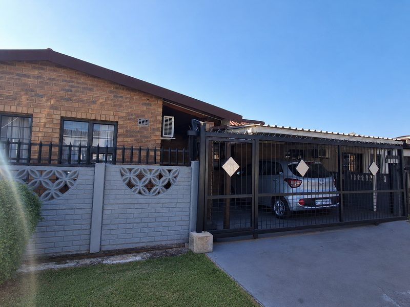3 Bedroom House for Sale - Photo 1