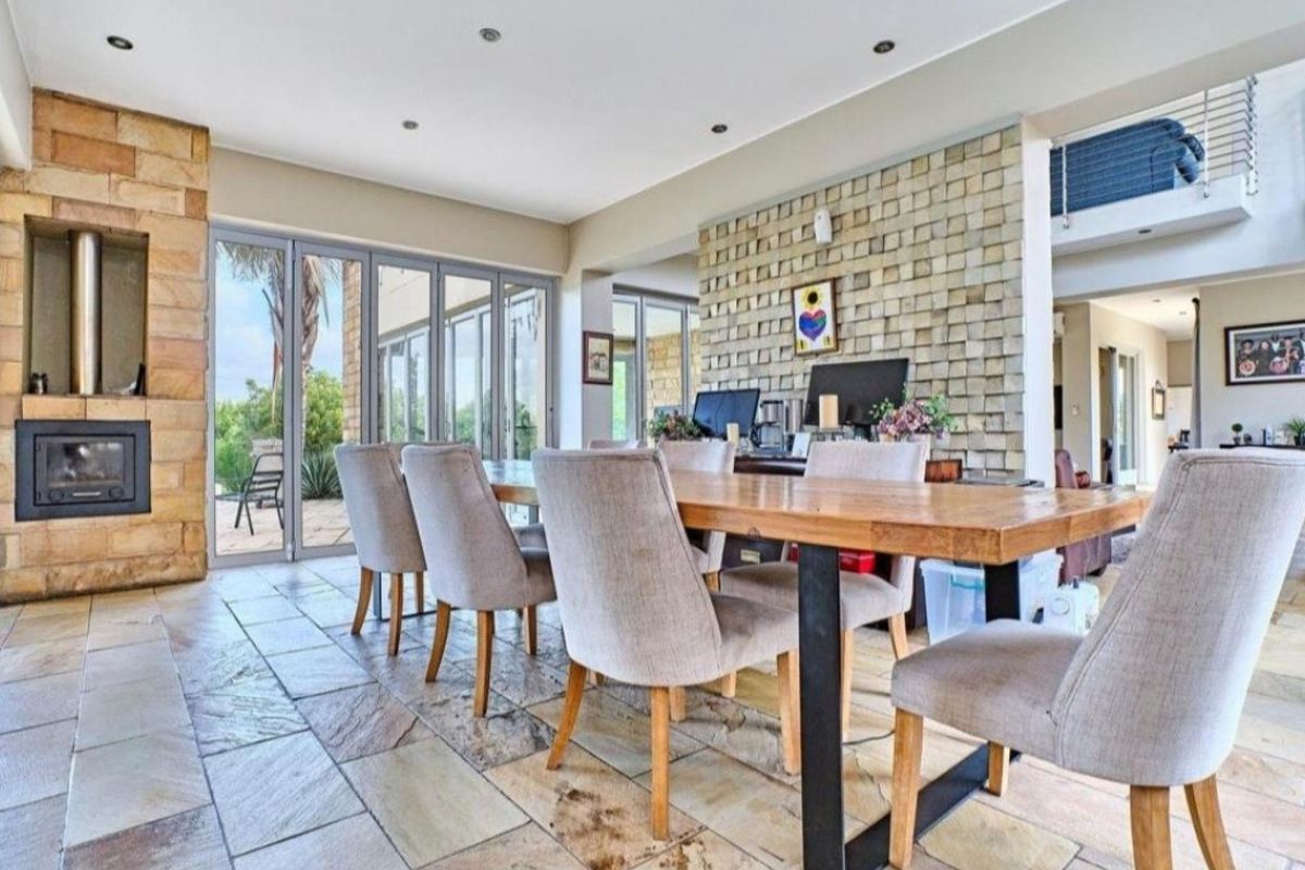 Freehold For Sale In Midrand - Photo 4
