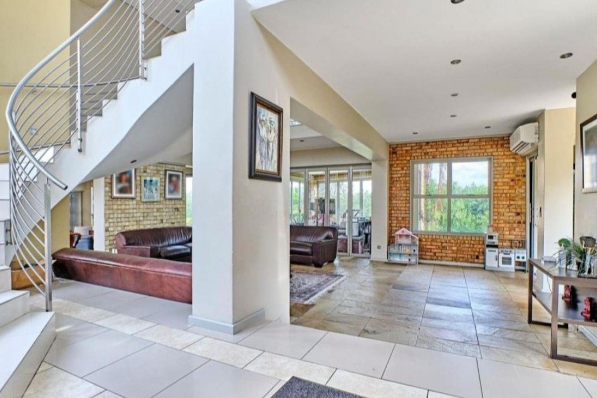 Freehold For Sale In Midrand - Photo 3