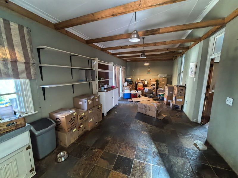 Home with Business Rights - Ideal Commercial opportunity - Photo 8