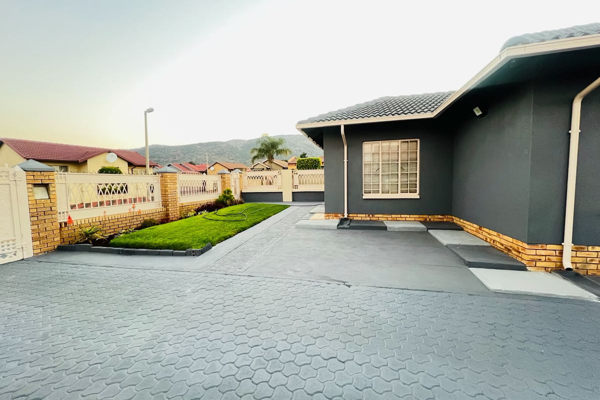 You’ll Want To Live Here! - Photo 4