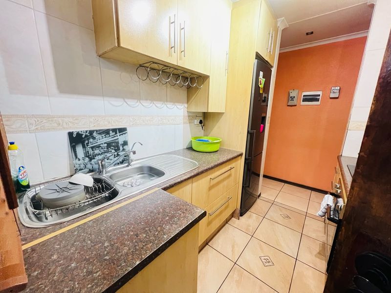 You’ll Want To Live Here! - Photo 7