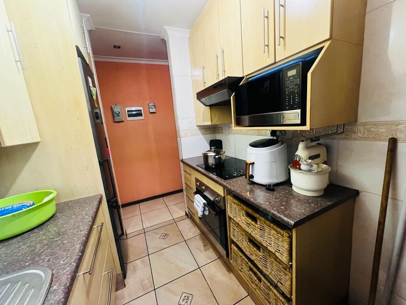 You’ll Want To Live Here! - Photo 8