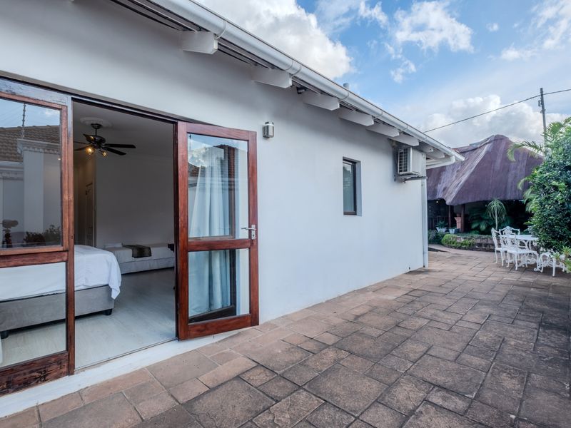 Spacious Family Home with Two Self Contained Cottages and Income Potential - Photo 2
