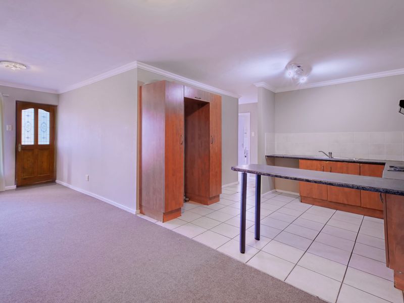 Neat and Spacious 3-Bedroom Apartment in a Quiet Family Area - Photo 10