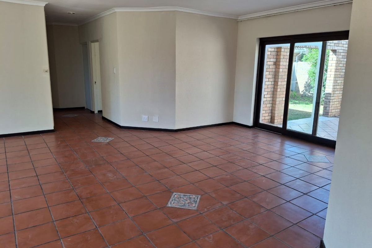 Townhouse Rental Monthly In Gqeberha - Photo 5