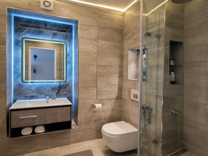 Prime Amanzimtoti Beachfront Luxury Apartments – Exceptional Ocean View - Photo 3