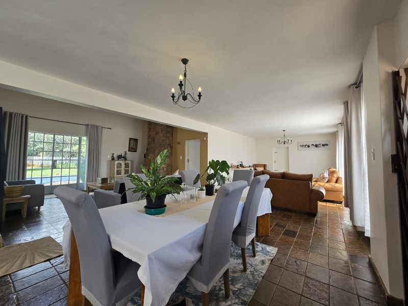 WOW - What a GEM !!! MODERN ESTATE LIVING WITH SPACE, PRIVACY & SELF-SUFFICIENCY!!! - Photo 8