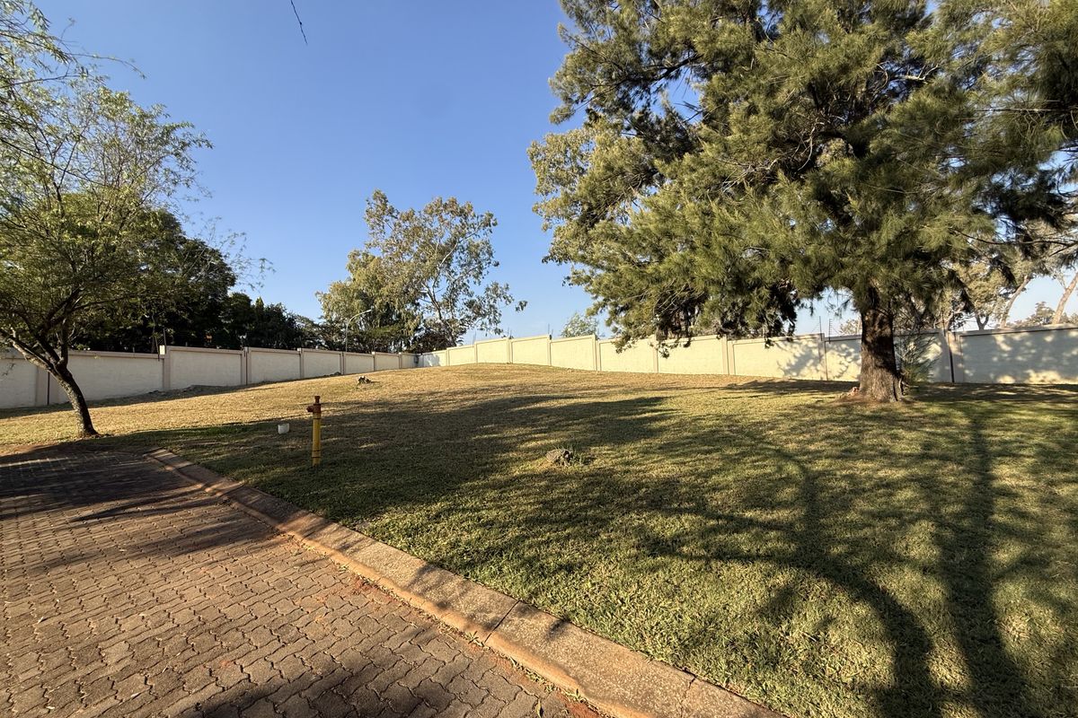 Exclusive Vacant Stand in Cullinan Golf Estate - Photo 2