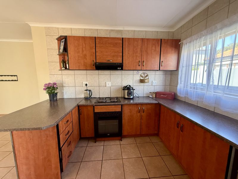Spacious 3 Bedroom Rental Home in the Heart of Montana - Photo 7