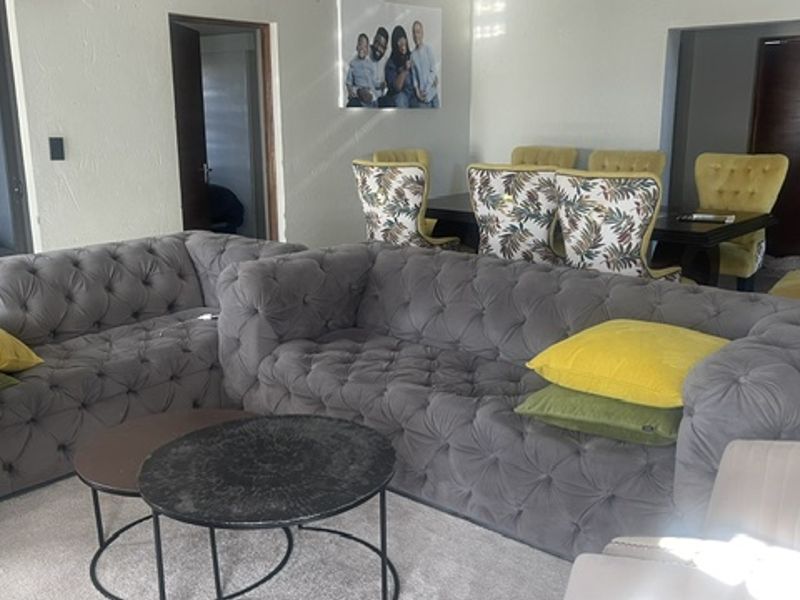 4 Bedrooms | 4.5 Bathrooms | Freehold Cluster | Double Garage l Power Backup & Water Backup - Photo 6