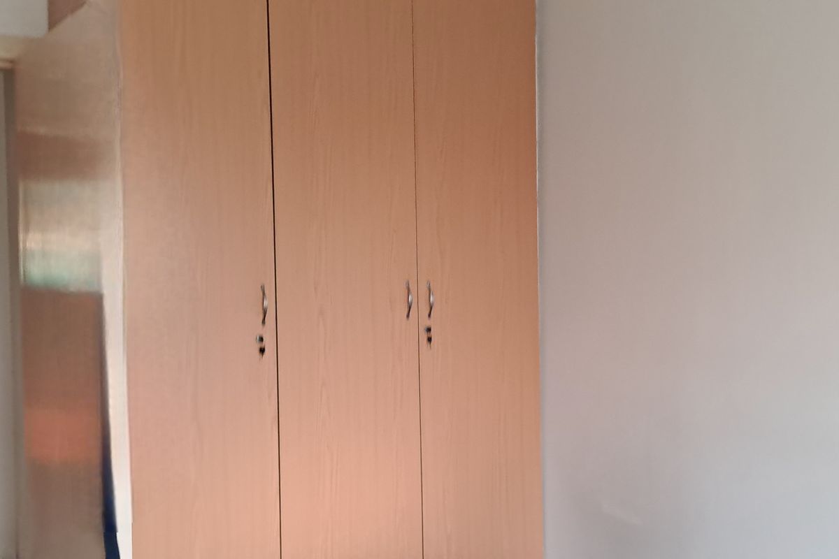 Quiet and Comfort living - Photo 5