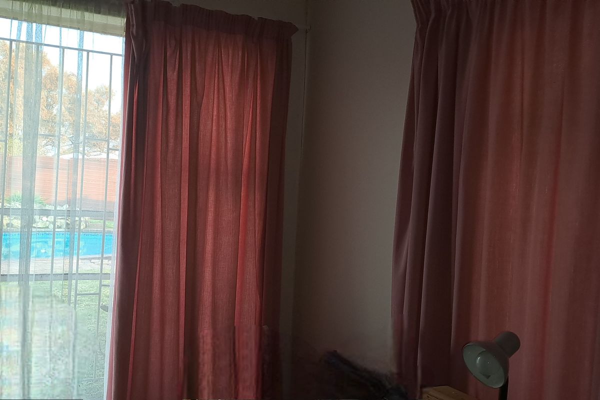Quiet and Comfort living - Photo 3