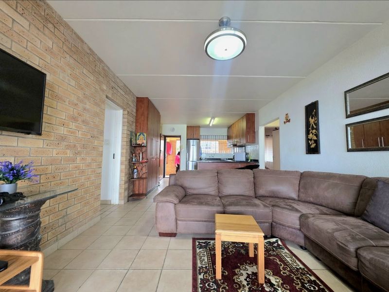 Wake Up to Breathtaking 180° Sea Views – Coastal Living at Its Finest!!!! - Photo 8