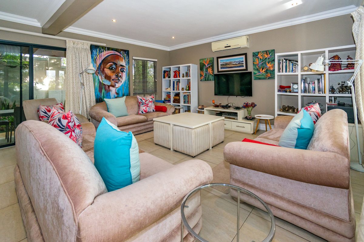 Golfing Estate 4 bedroom Family Home in Ballito - Photo 4