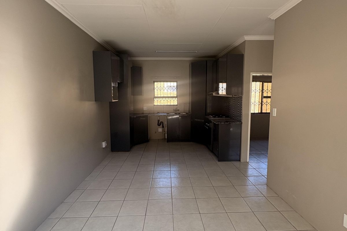 House to Rent in The Hills Estate - Photo 3