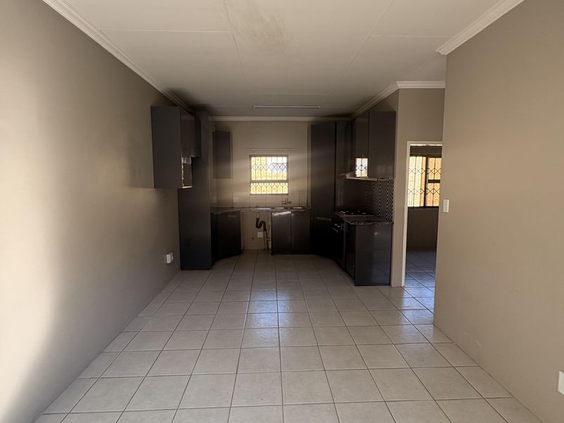 House to Rent in The Hills Estate - Photo 3