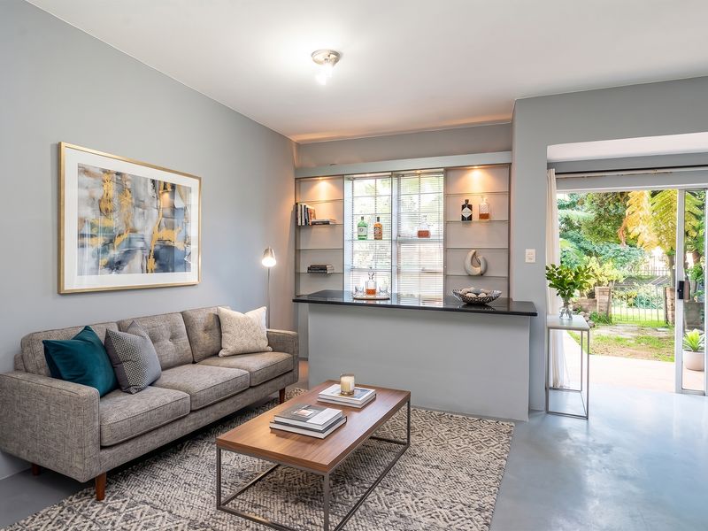 Spacious 3-Bedroom Duplex with Private Garden in Robindale - Photo 3